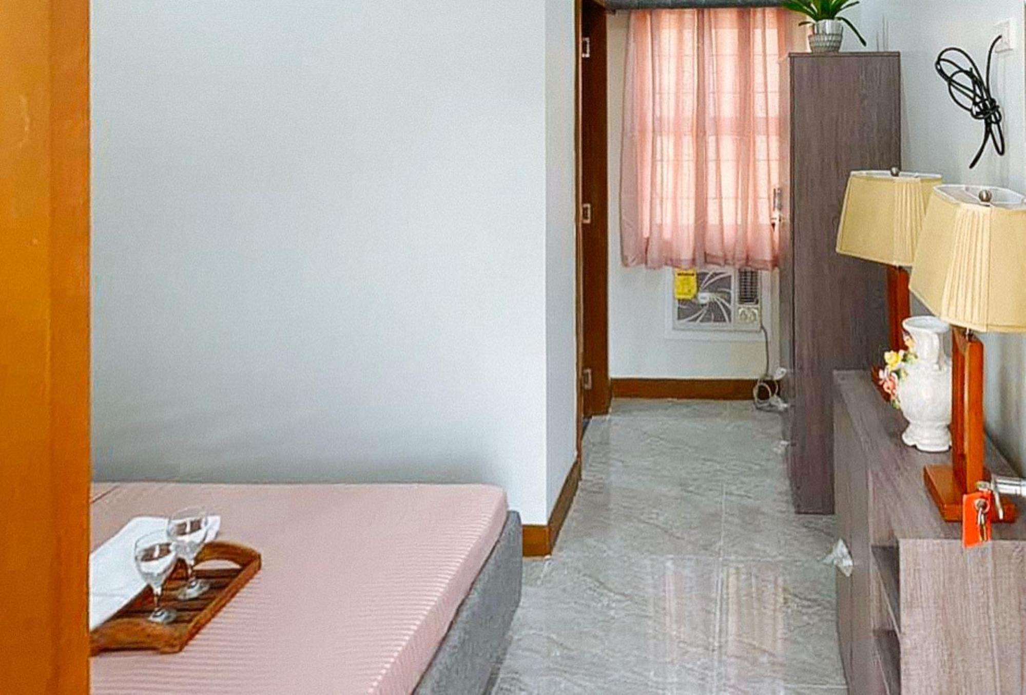 Leonila'S Travellers Inn Iloilo City Bagian luar foto